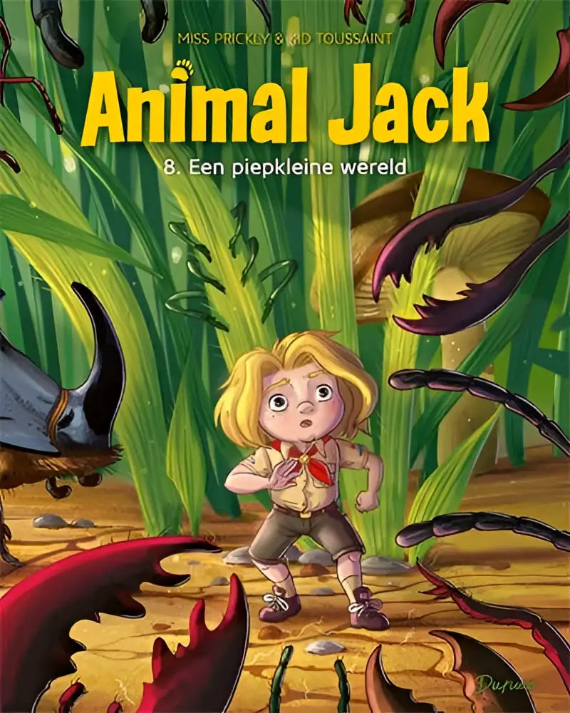 Een piepkleine wereld kinderboek met een blonde jongen en grote insecten in groen gras op de kleurrijke voorkant