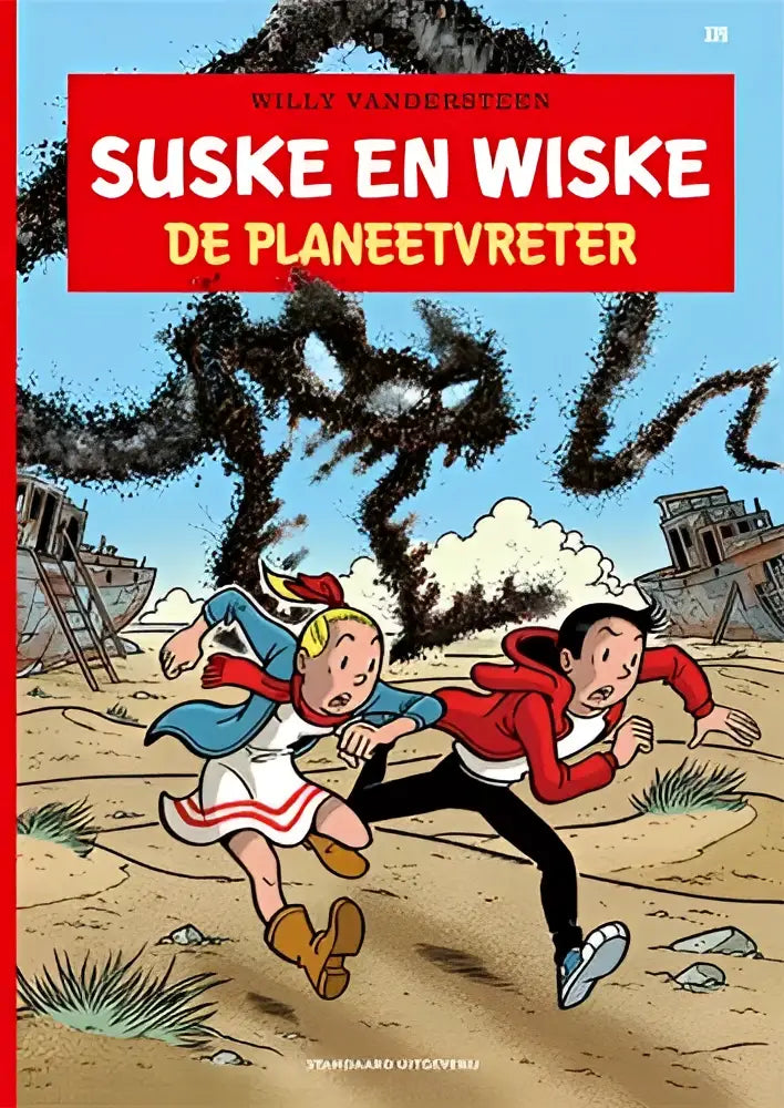 De cover van de comic suske en wiske de planeetvreter door willy vandersteen toont twee kinderen rennend door een woestijn met rook uit verwoeste gebouwen