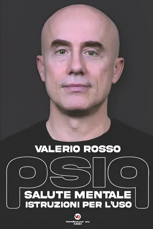 Zwarte t-shirt met witte tekst valerio rosso en psiq salute mentale istruzioni per l uso gericht op salute mentale