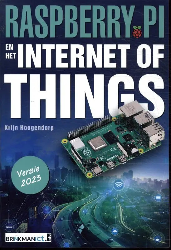 Groene raspberry pi printplaat met zilveren connectoren en poorten voor internet of things toepassing 2023 versie