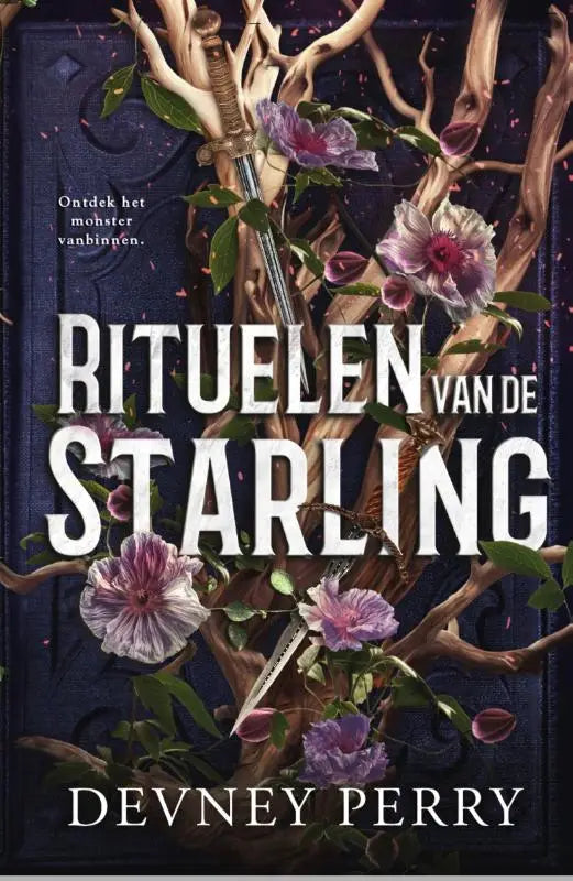 Donkerblauw boek met een zwaard omwonden door knoestige takken en paarse bloemen rituelen van de starling
