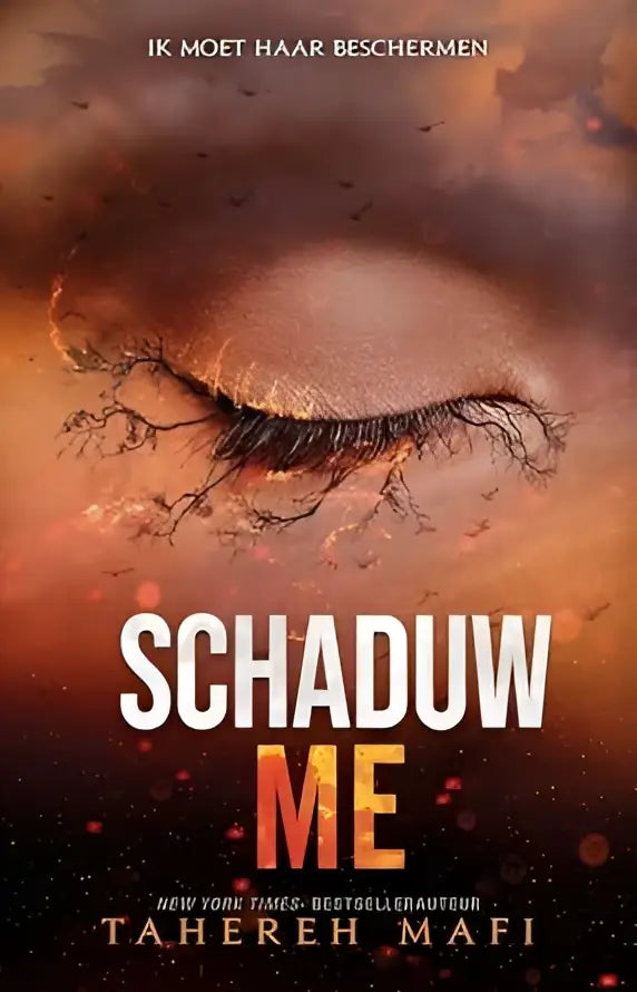 De boekcover van schaduw me uit de touching juliette-serie van tahereh mafi toont een gesloten oog op een vurige achtergrond