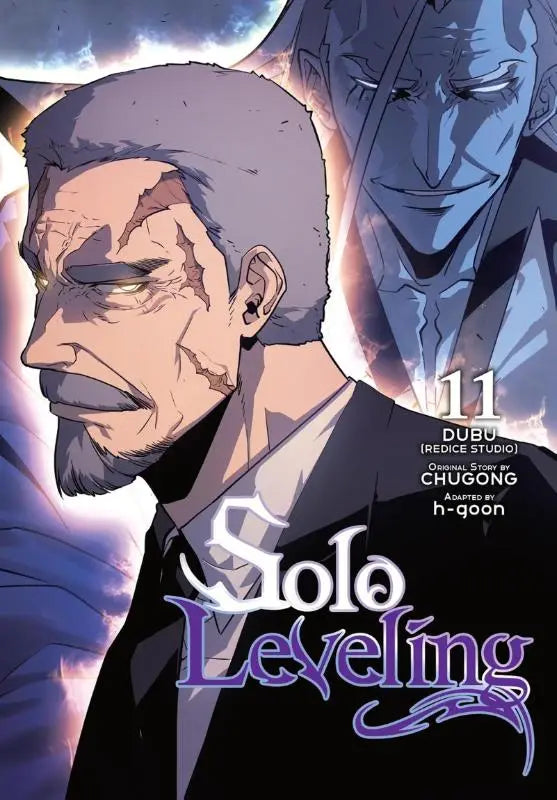 De cover van solo leveling volume 11 toont een man met grijs haar en baard in een zwart colbert en wit overhemd