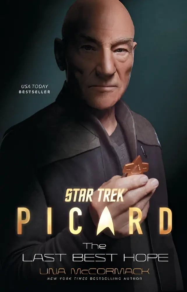 De cover toont een donkere, getextureerde jas gedragen door captain jean-luc picard in star trek the last best hope