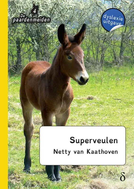 Een bruine ezel met een witte muil staat in een grasveld bij superveulen paardenmeiden deel 4