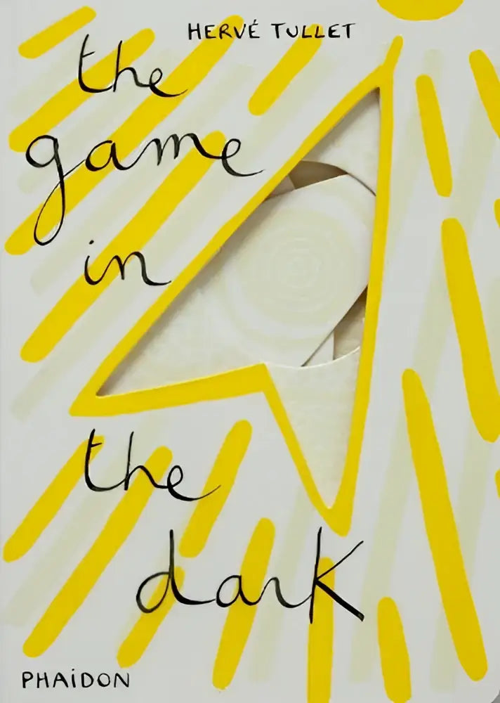 The game in the dark van hervé tullet is een kinderboek met witte kaft en gele geometrische lijnen voor jonge lezers