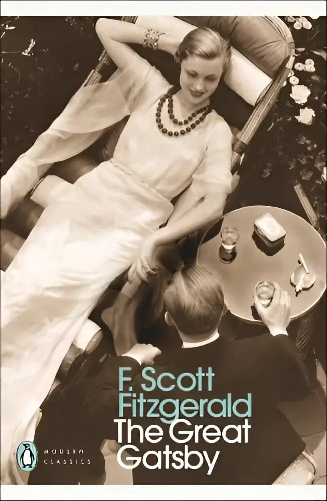 Boek the great gatsby door f scott fitzgerald met een kaft geïnspireerd op de jazz age uitgave