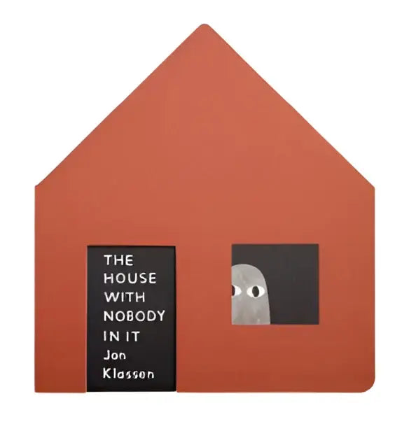 De oranje boekomslag van het huis met nobody toont een zwart label met witte tekst en een klein raam met een grijze geest