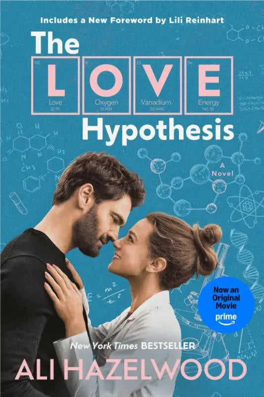 De love hypothesis boekcover toont een blauwe achtergrond met chemische formules en een omhelzend paar