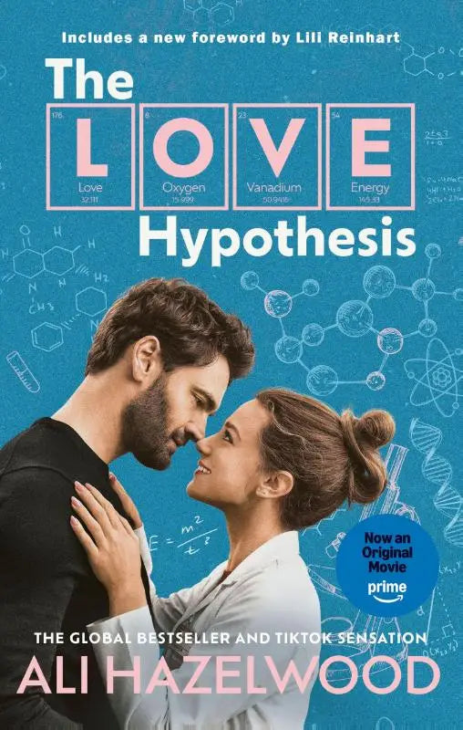 The love hypothesis boekomslag met blauwe achtergrond, moleculaire formules en titel boven omarmend koppel