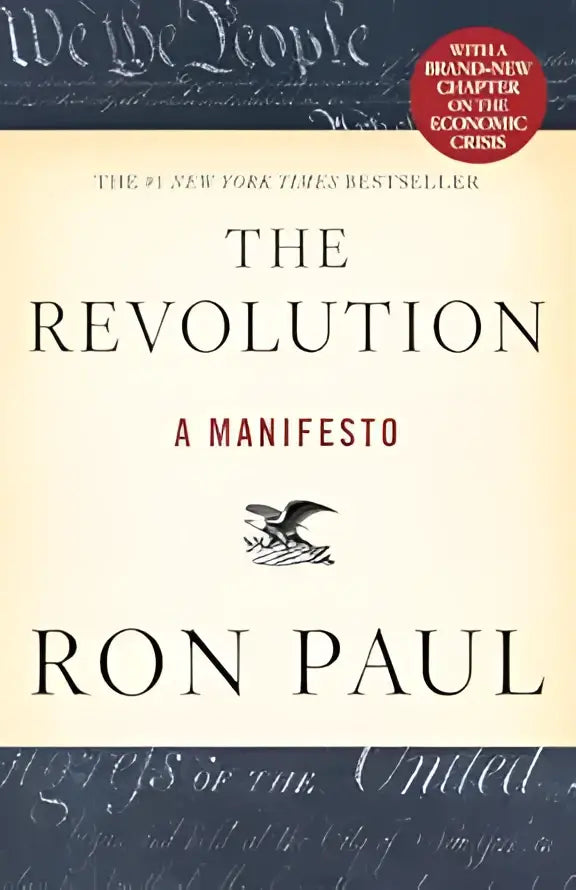 De boekomslag heeft een crèmekleurige achtergrond met zwarte en rode tekst voor the revolution a manifesto van ron paul