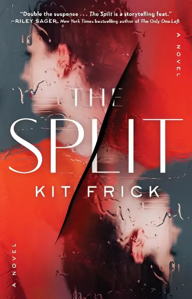 Cover van de roman the split door kit frick met opvallend rood en zwart ontwerp en gesplitst gezichtsmotief