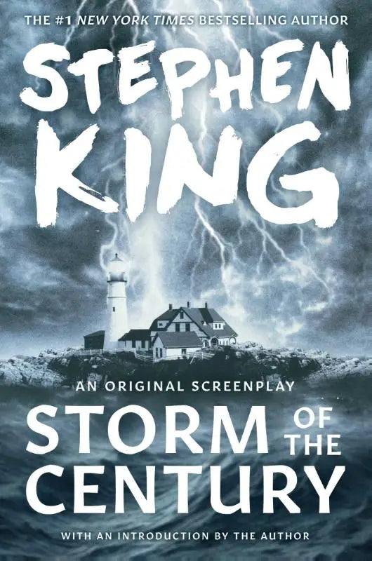 Cover van the storm of the century screenplay door stephen king met dramatische bliksem boven vuurtoren en huis