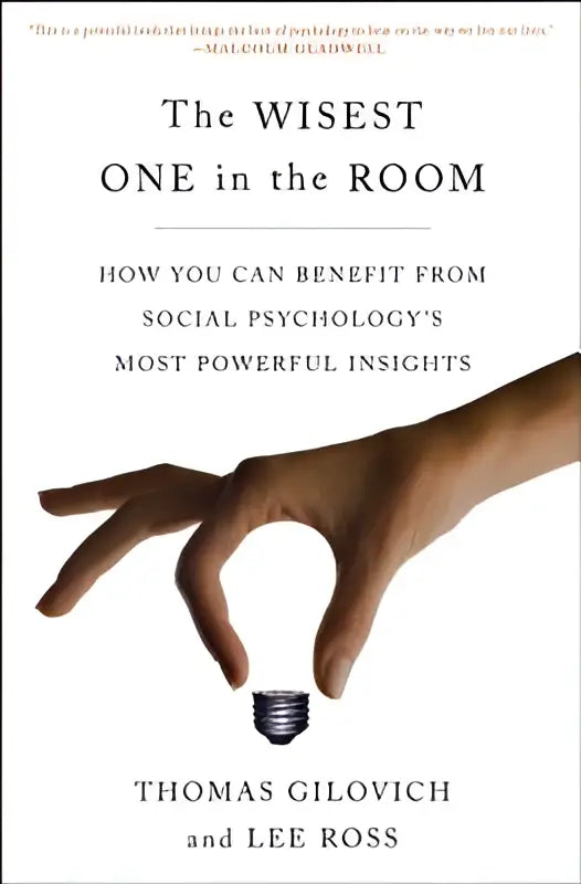 Het boek de wijste een in de kamer presenteert het meest krachtige inzicht van sociale psychologie op een witte minimalistische kaft