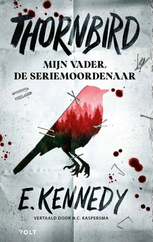 De cover van het young adult boek thornbird van holly jackson toont een gestileerde vogel met rood en zwart en een bosscène