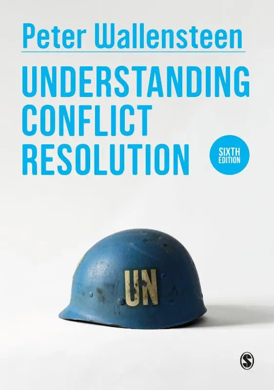 Blauw un-helm met vervaagde gouden letters over peace and conflict op product understanding conflict resolution