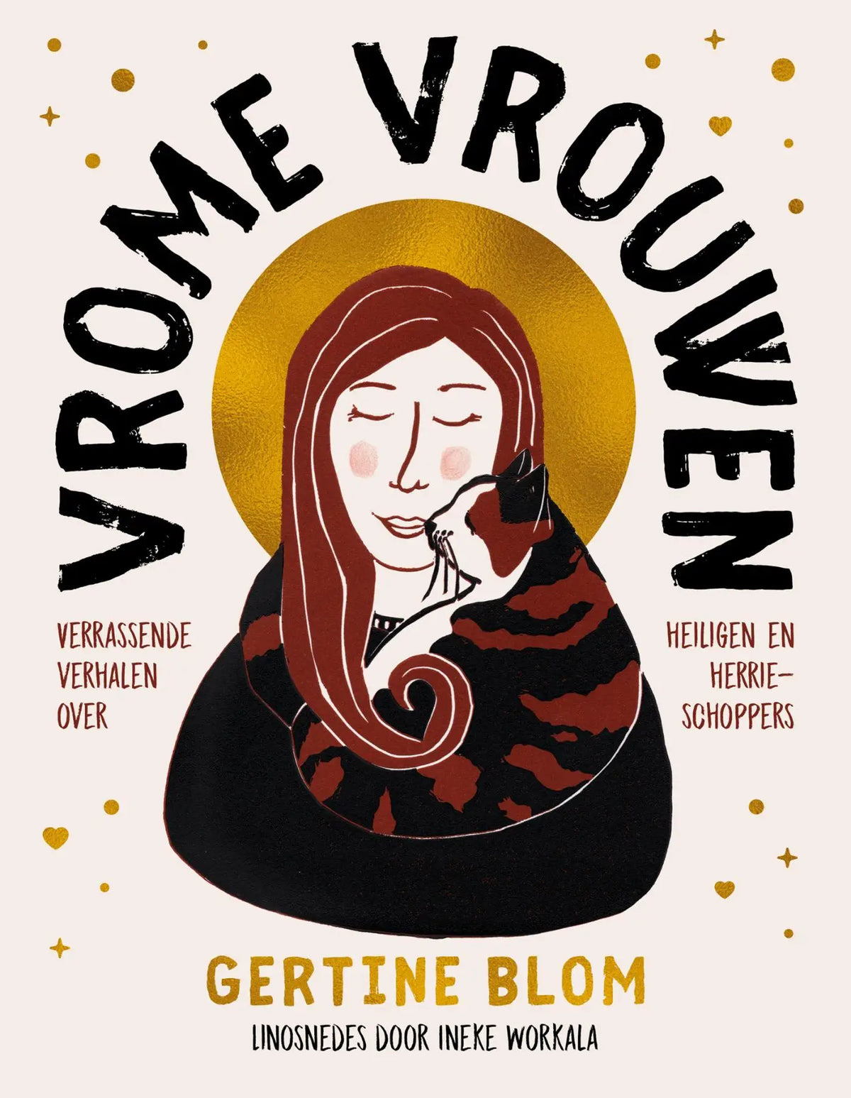 De boekcover vrome vrouwen toont een vrouw met lang rood haar in een zwart en roestkleurig gestreept kledingstuk en verrassende verhalen