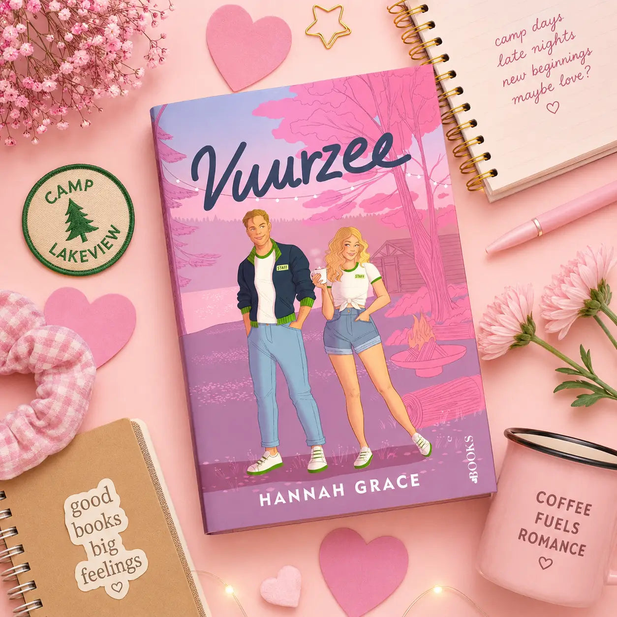 Illustratief boek vuurzee door hannah grace met roze paarse cover en cartoon personages in kampkleding