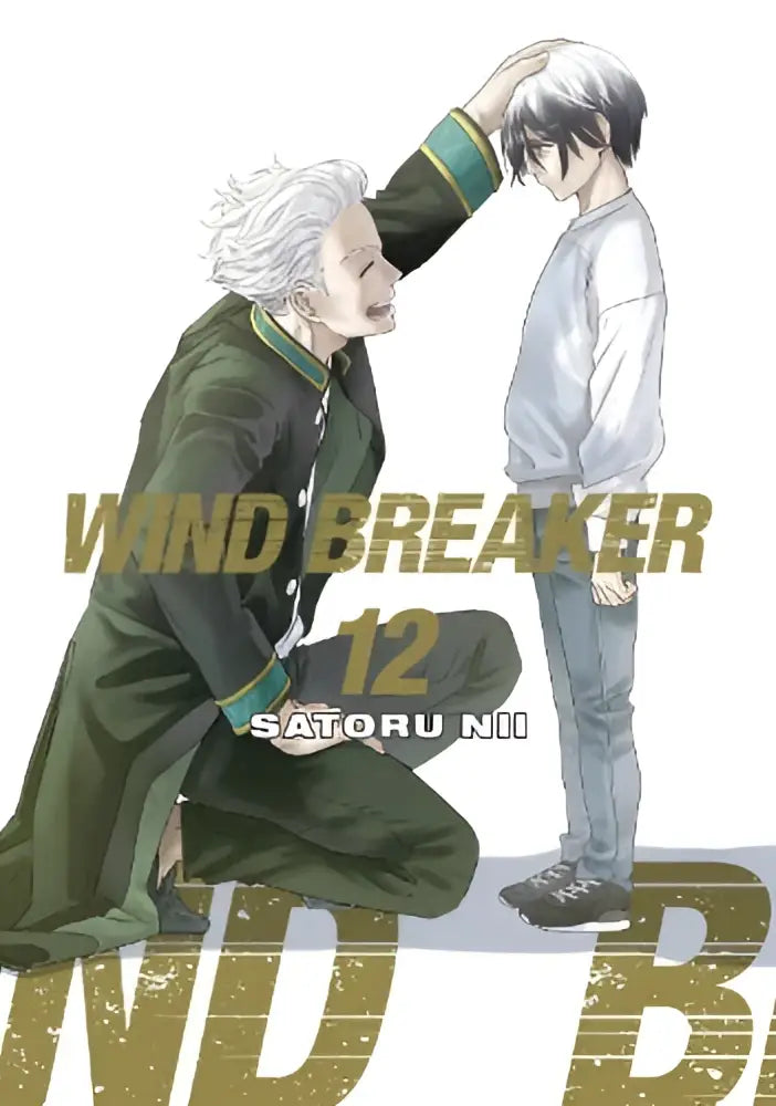 De cover van wind breaker volume 12 toont een oudere man in groen uniform knielend naast een jongen in casual kleding