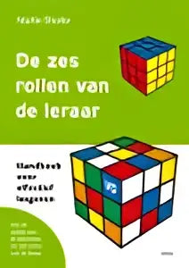 Boekcover van de zes rollen van de leraar met titel de zoen van de leraar en drie rubiks kubussen zichtbaar