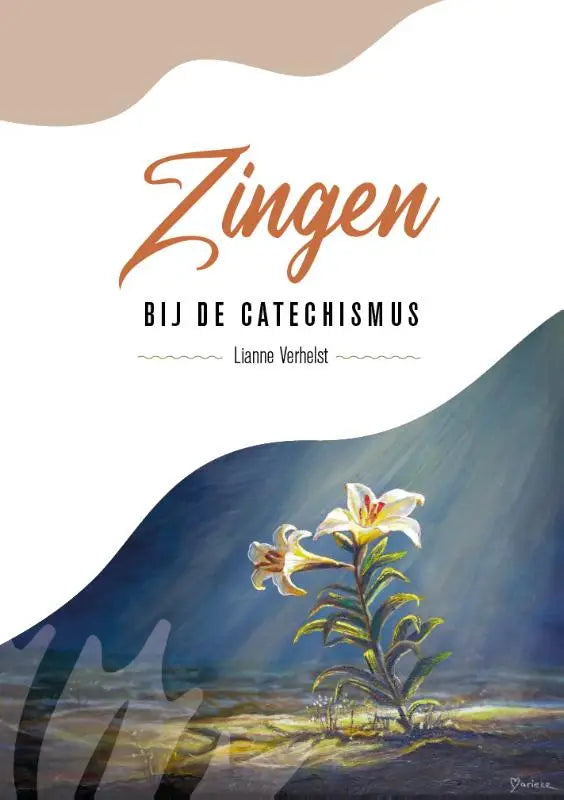 Zingen bij de catechismus boek met delicate witte lelie en gele kern op een blauwe en beige achtergrond