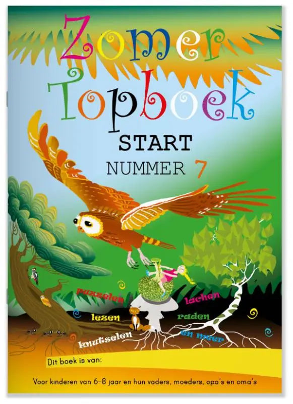 Kinderactiviteitenboek vrolijke cover met cartoonuil vliegend boven bos zomertopboek start nummer 7 voor 6-8 jaar